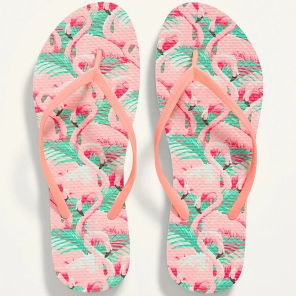 Old Navy flamingo pattern flip flops - Picture 1 of 3